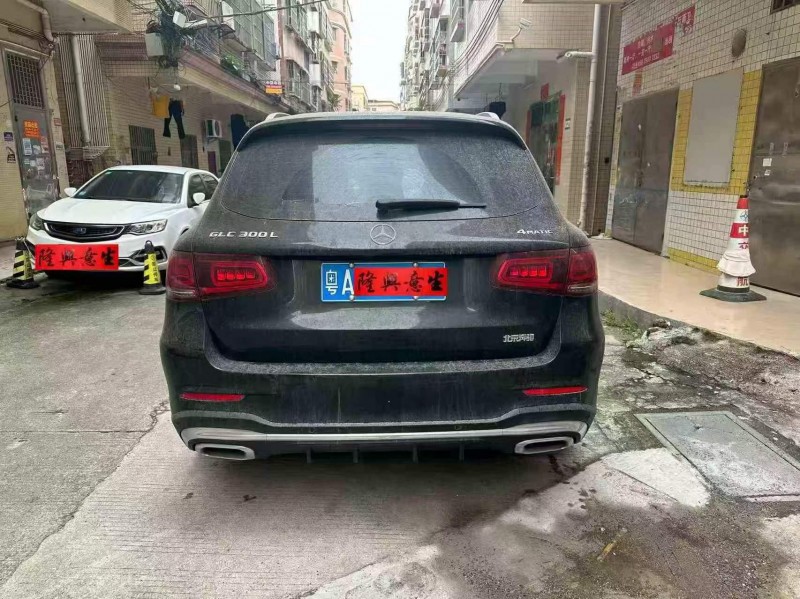 广州23年奔驰GLC9