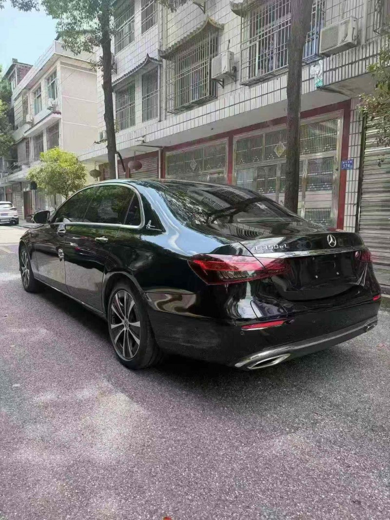 邵阳23年奔驰E8