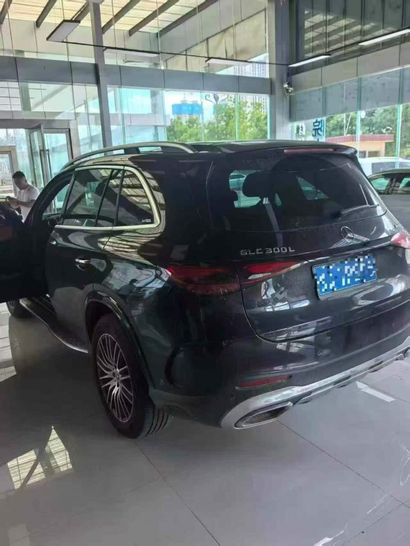 嘉峪关25年奔驰GLC4