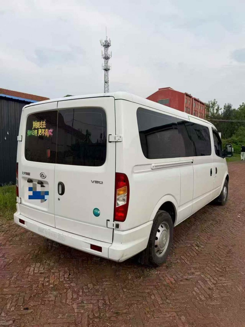 东营25年大通V806