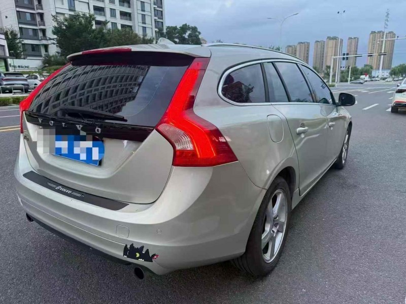 烟台17年沃尔沃V607