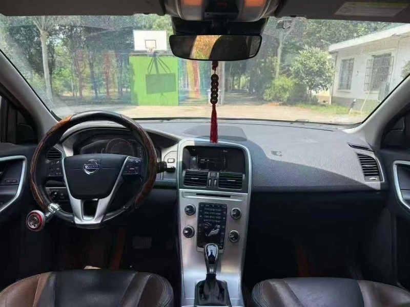 郑州17年沃尔沃XC606
