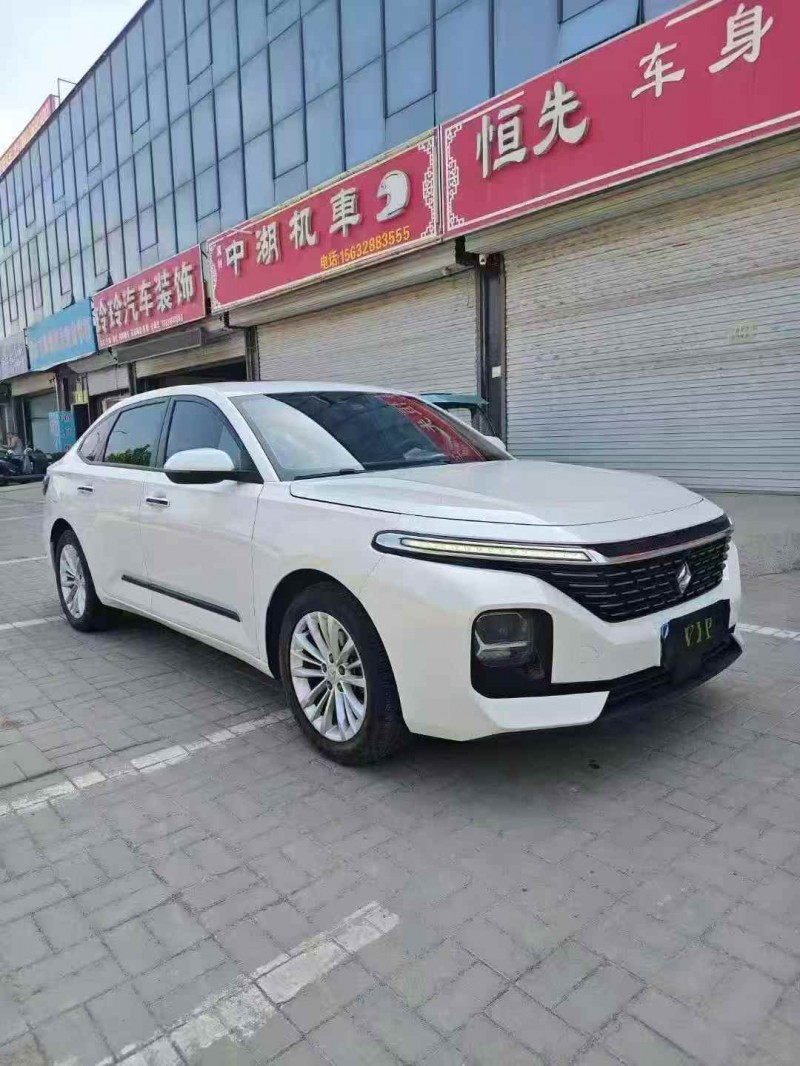 邢台22年宝骏RC53