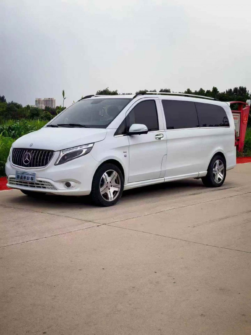 邢台18年奔驰威霆2
