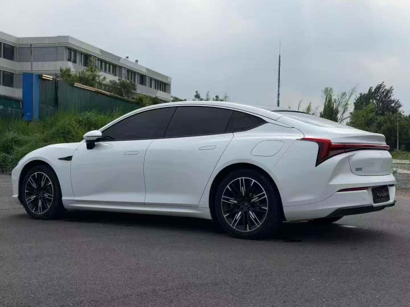 邯郸24年哪吒S8