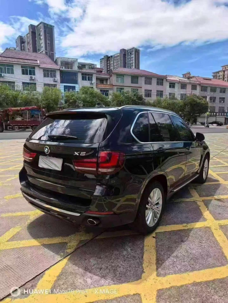 吉安17年宝马X58