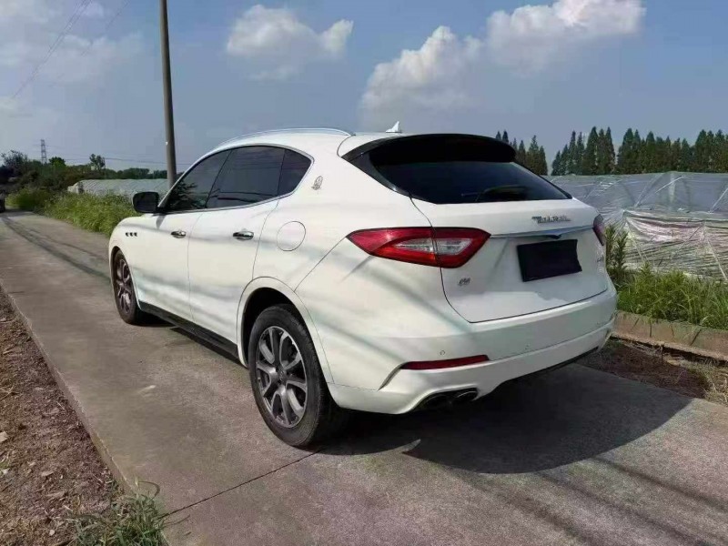 嘉兴18年玛莎拉蒂Levante7