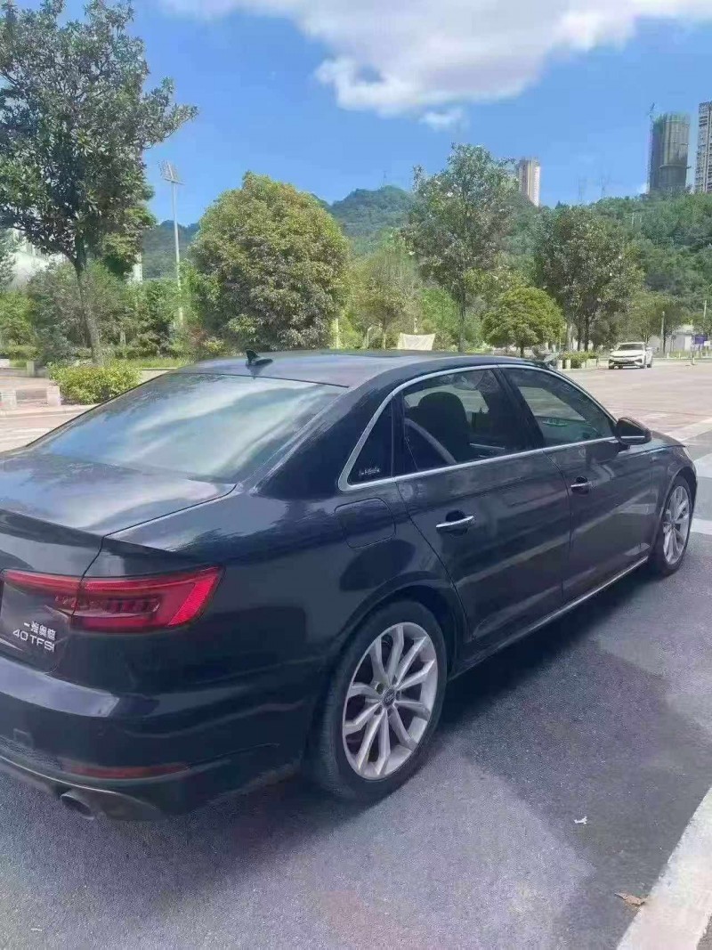 黔东南17年奥迪A4L8