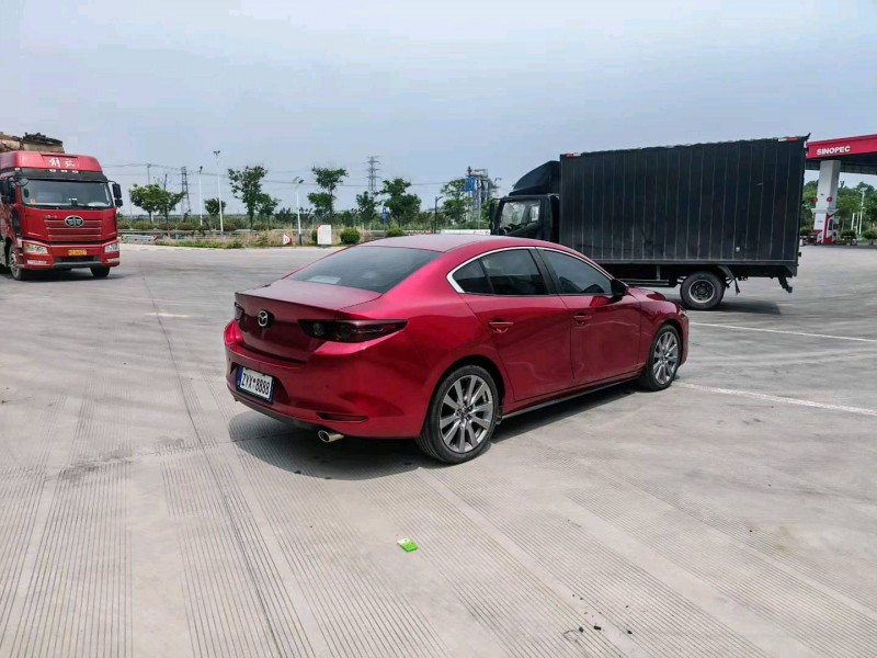 徐州20年马自达昂克赛拉6