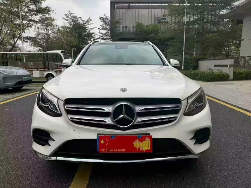 广州19年奔驰GLC1
