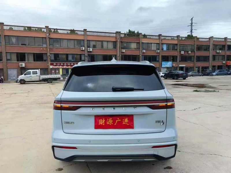 东营22年吉利星越9