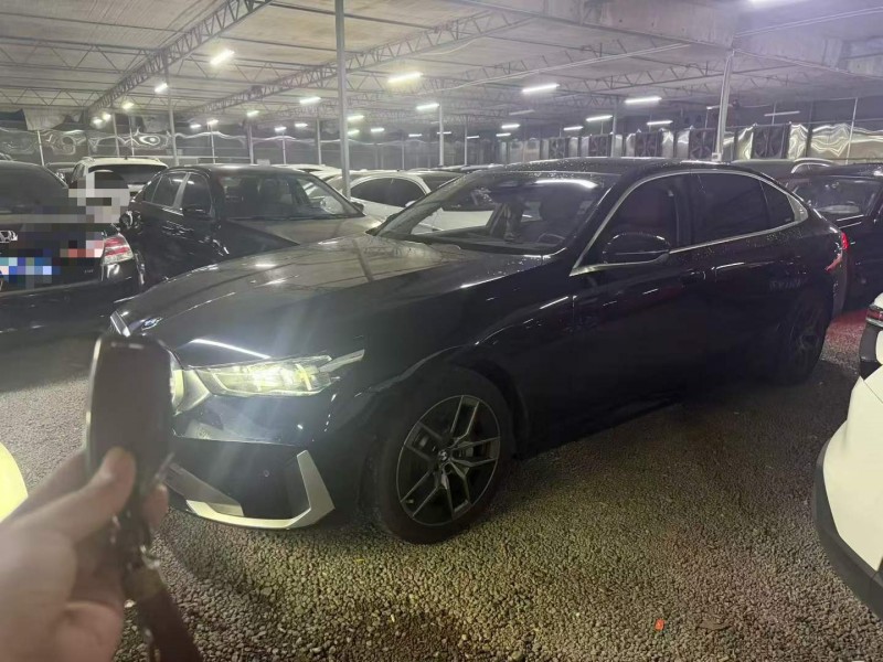 娄底24年宝马5系2