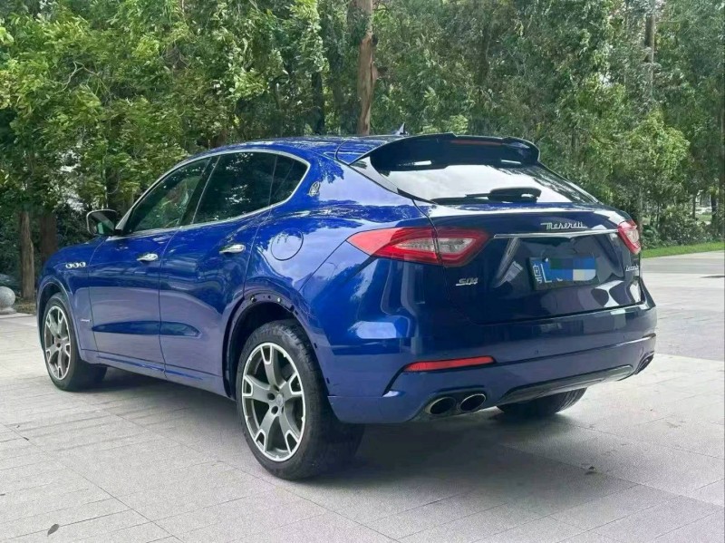 广州19年玛莎拉蒂Levante9