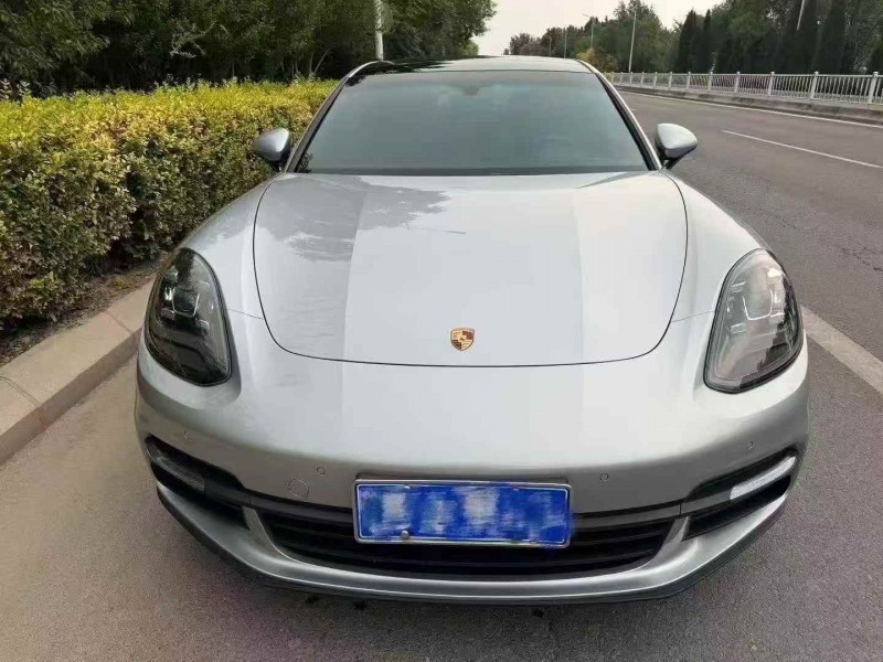 东营18年保时捷帕拉梅拉1