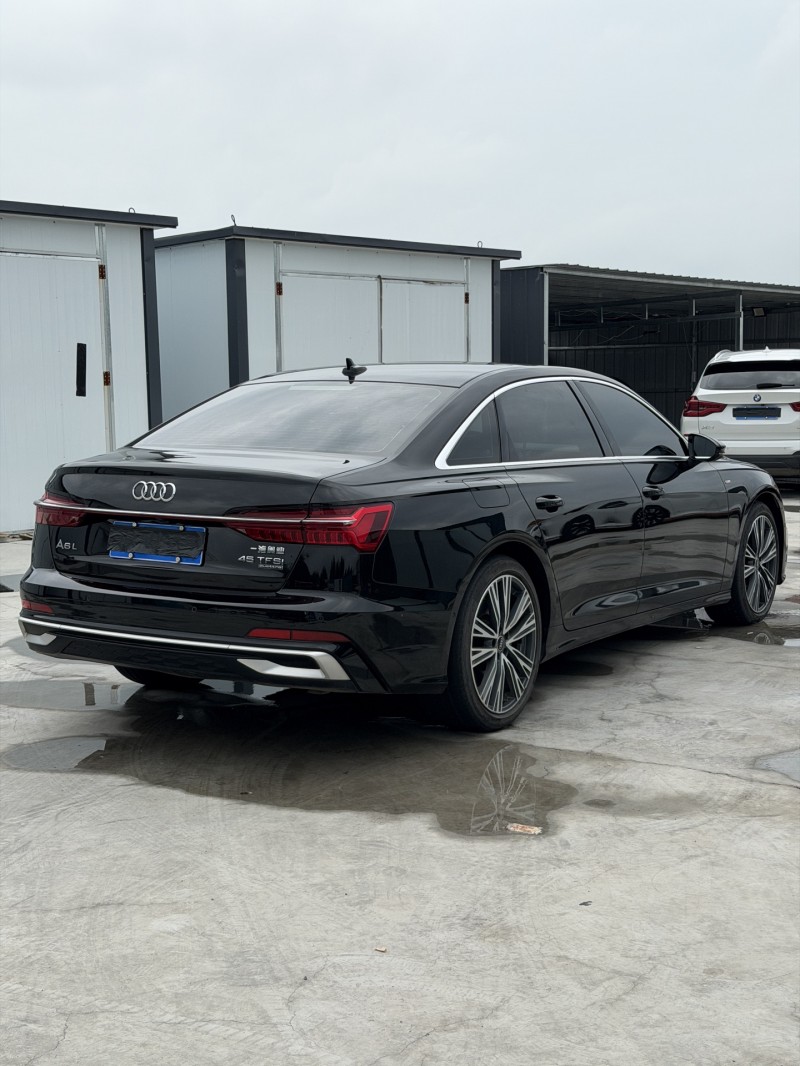 新乡22年奥迪A6L9