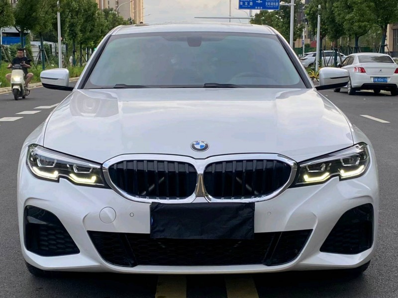 武漢21年寶馬3系1