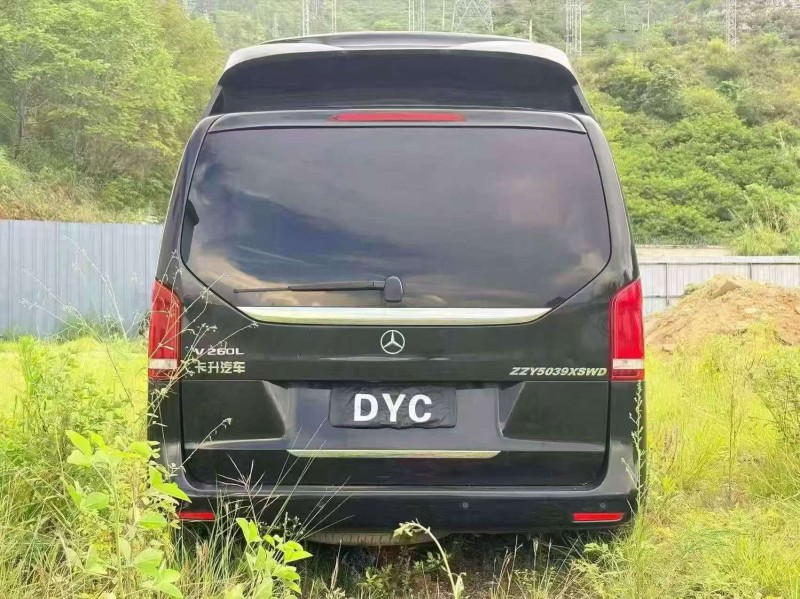 绵阳20年奔驰V8