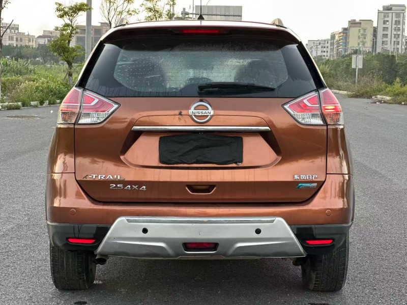 汕頭14年日產奇駿9