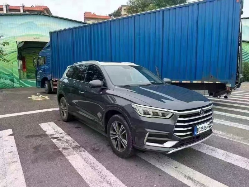 珠海20年比亚迪宋3
