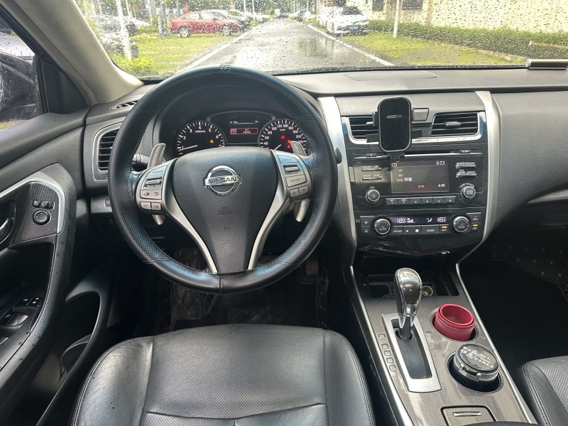 廣州15年日產天籟8
