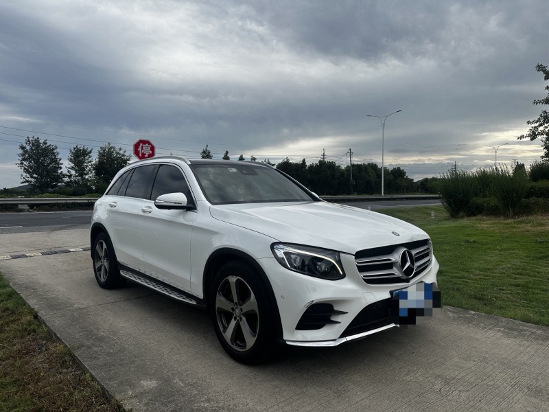 盐城17年奔驰GLC3