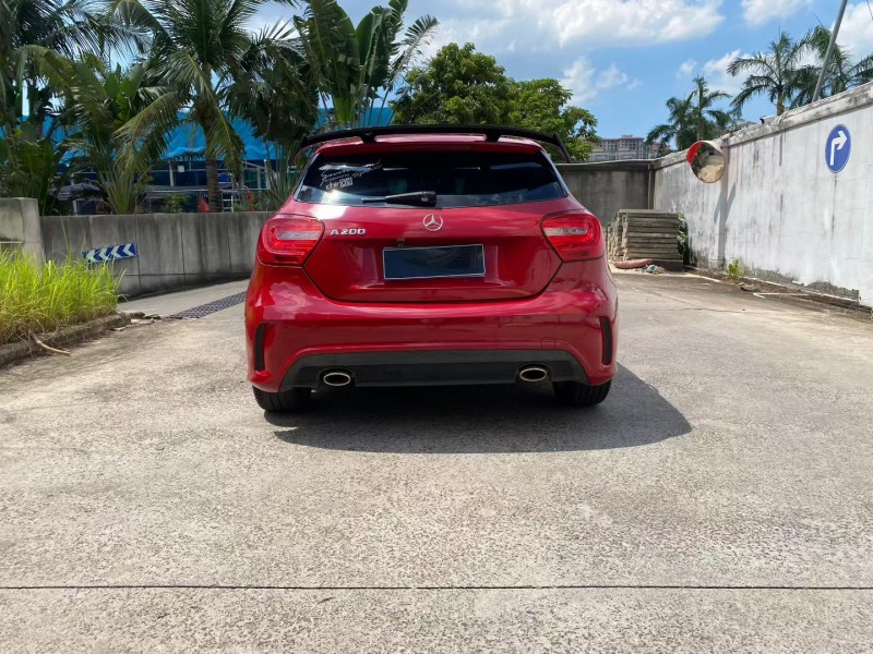 海口16年奔驰A9