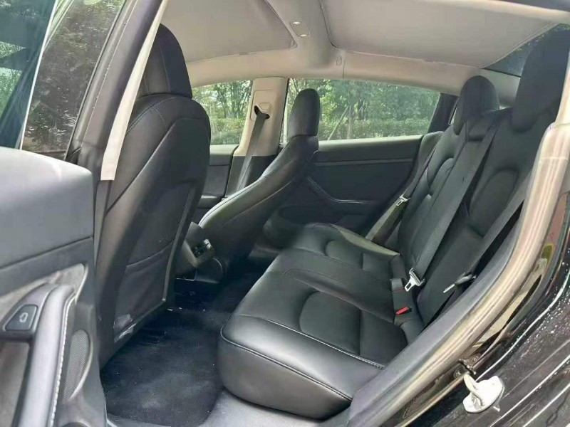 广州23年特斯拉MODEL 38