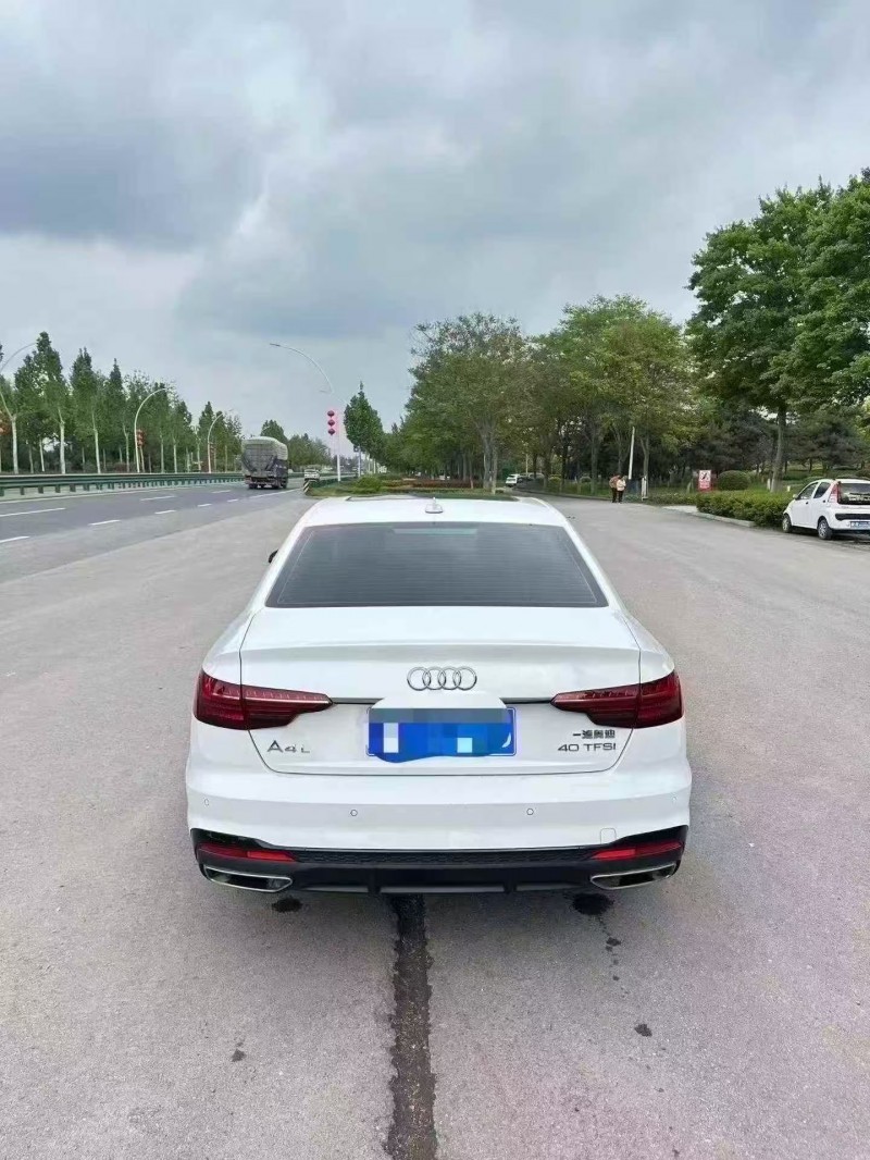 菏澤23年奧迪A4L9
