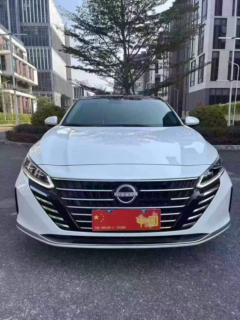 廣州25年日產天籟1