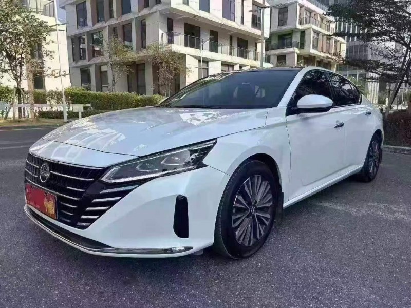 廣州25年日產天籟3