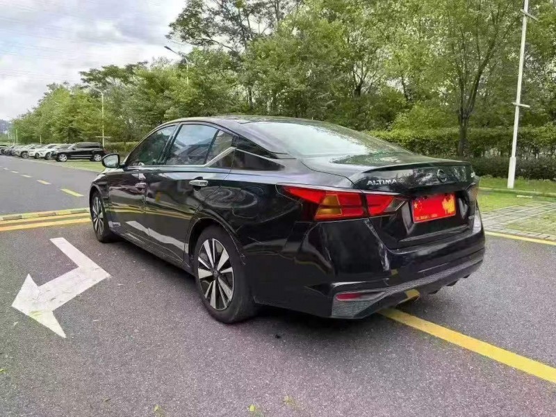 廣州21年日產天籟7
