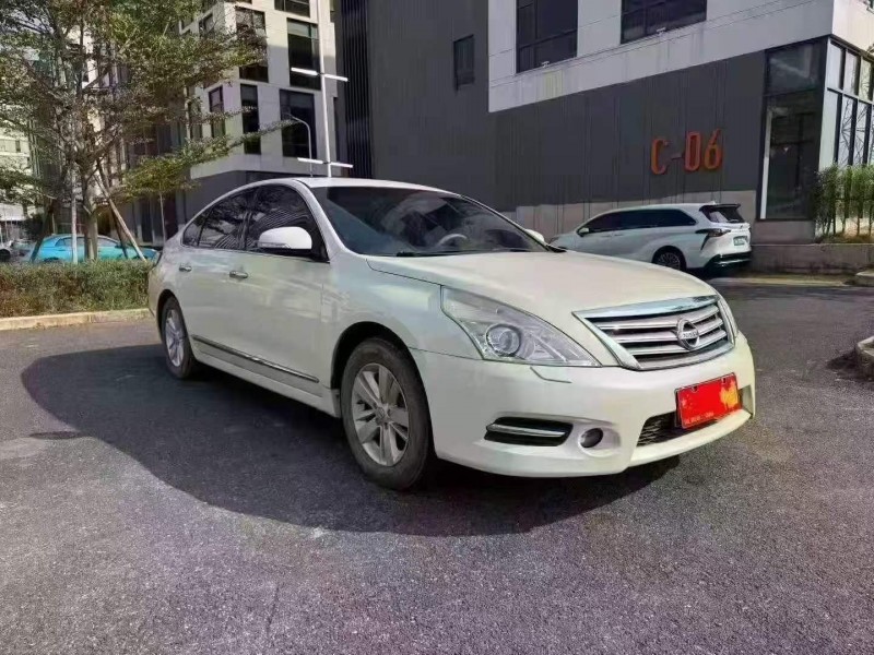 廣州12年日產天籟3