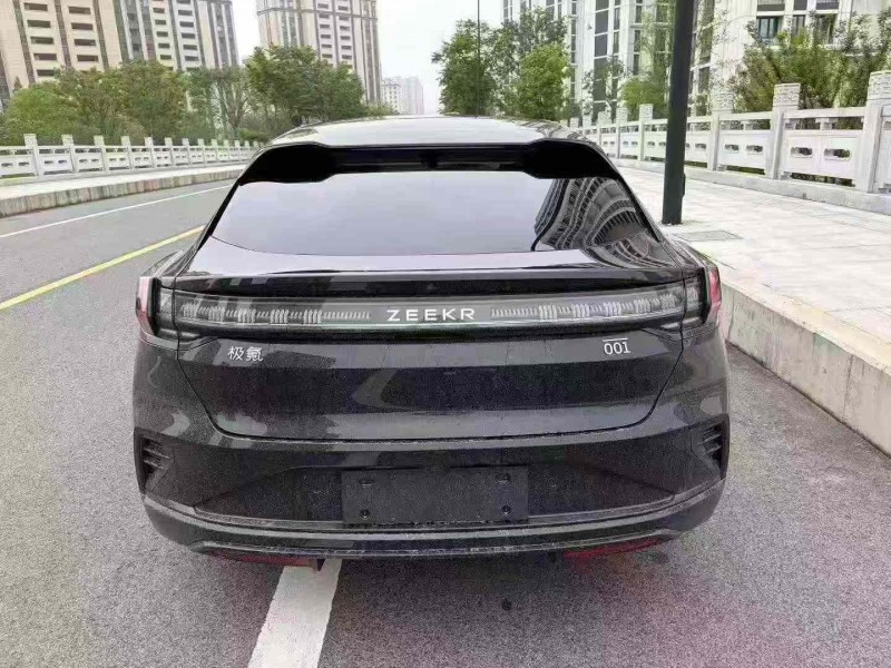 湖州26年极氪汽车0018