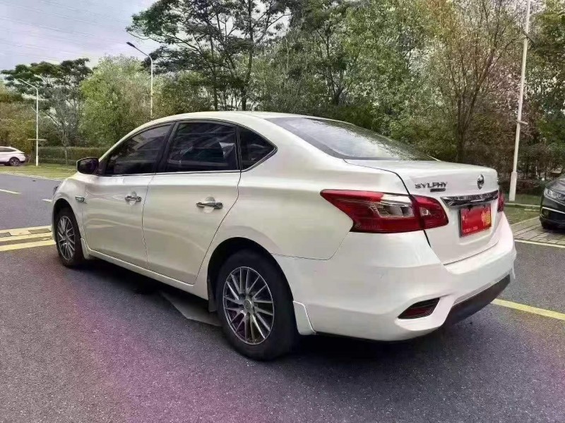 廣州21年日產軒逸7
