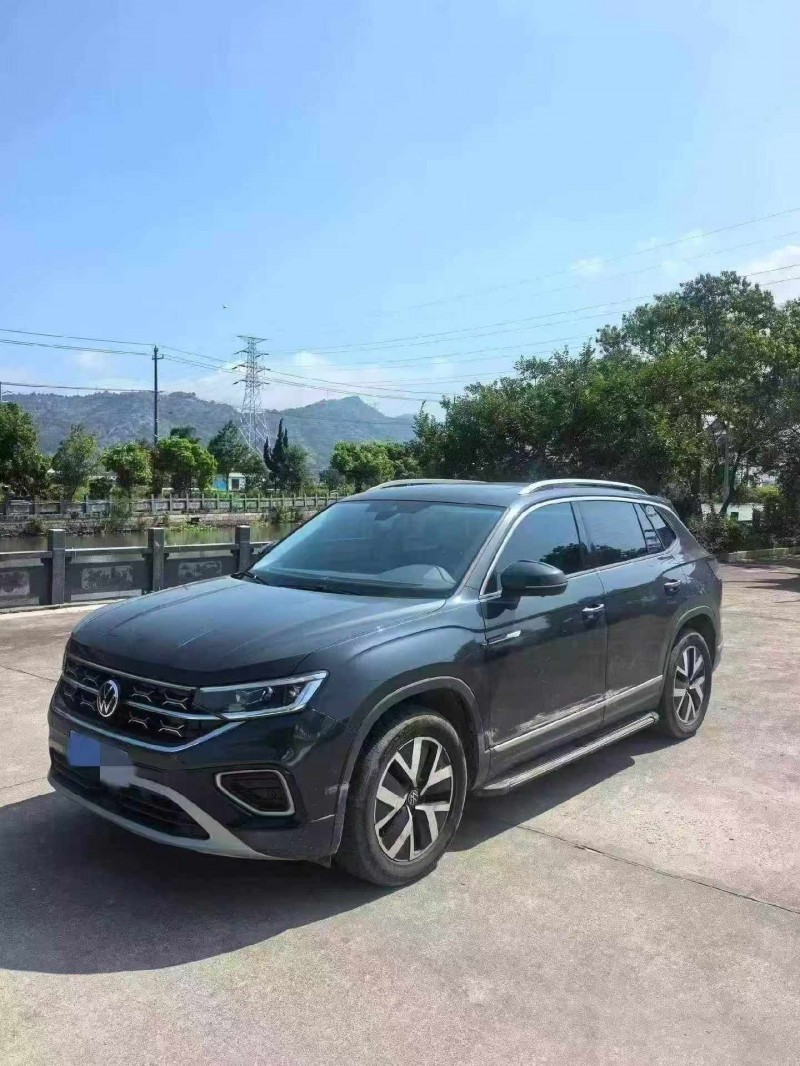 嘉兴25年大众探岳2