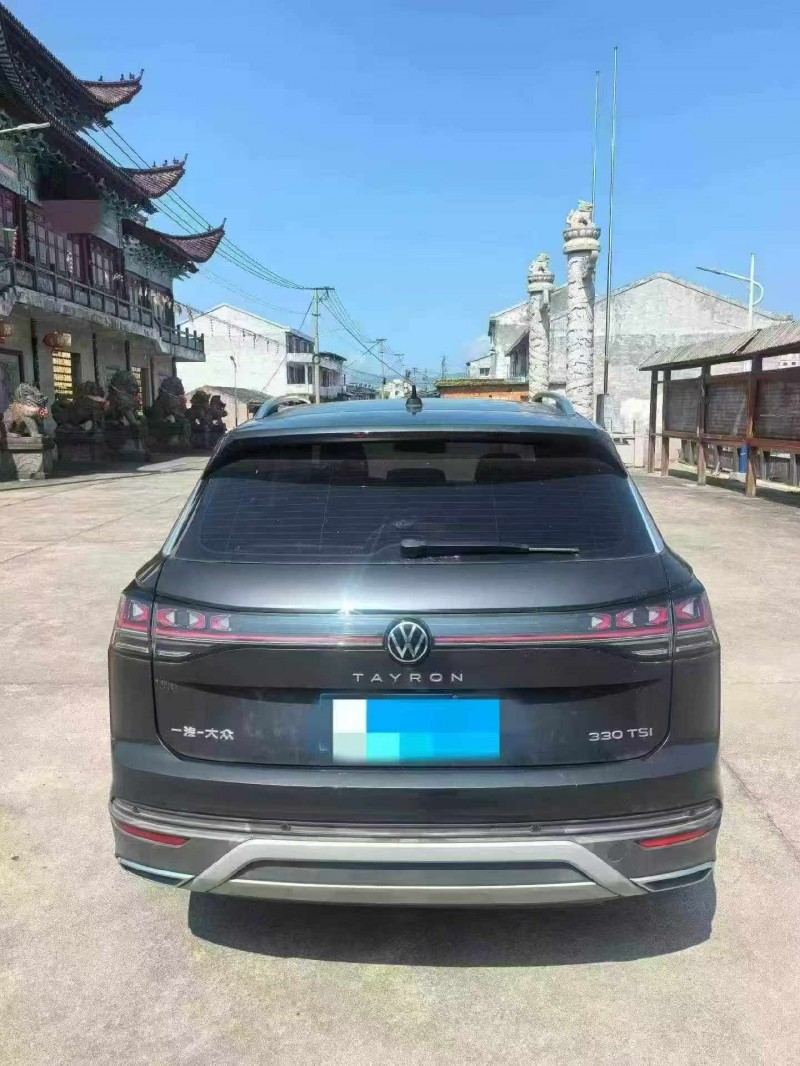 嘉兴25年大众探岳9