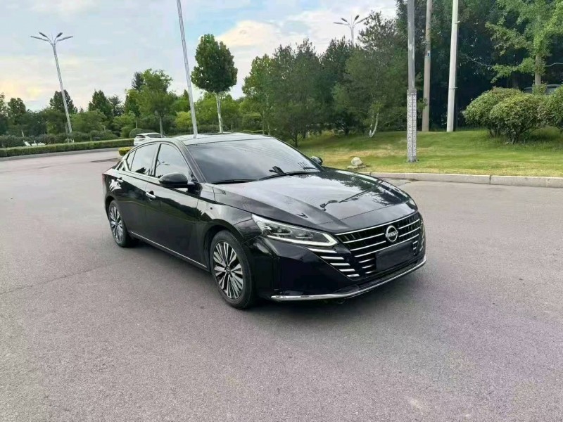 濟寧24年日產天籟3