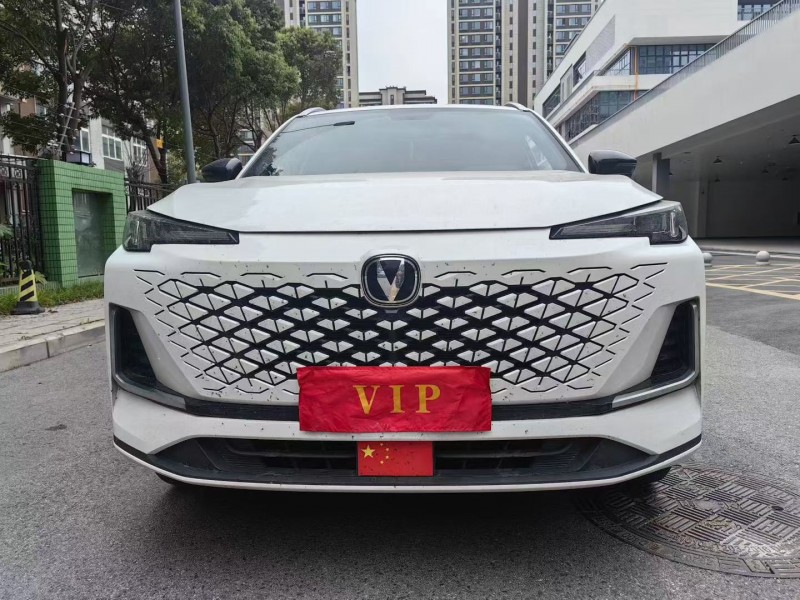 成都24年长安汽车CS551