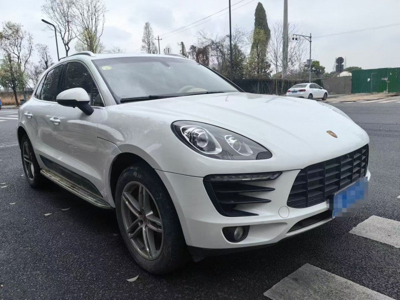 成都15年保时捷Macan5