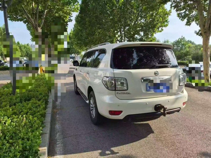 邯郸17年日产途乐4
