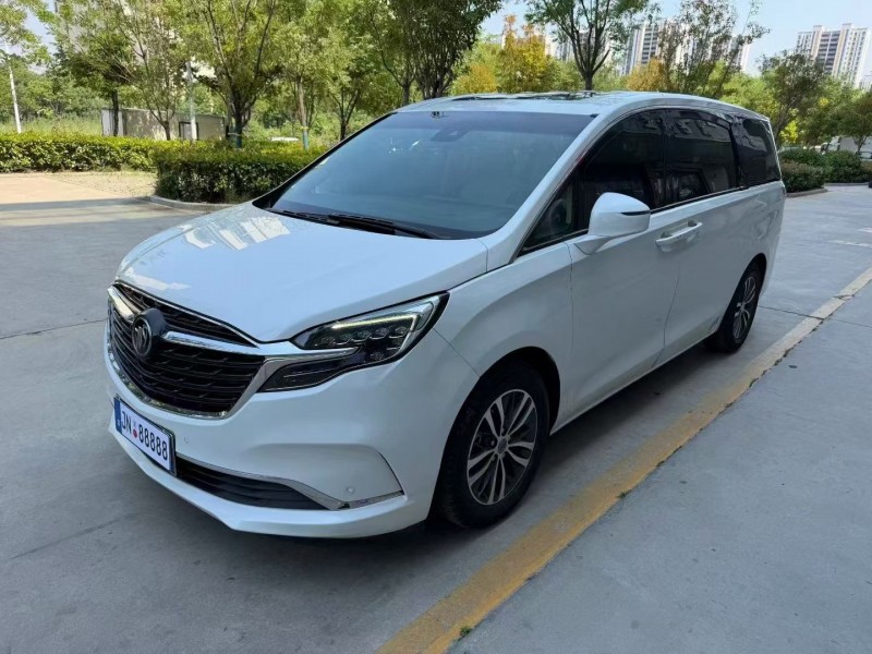 济宁22年别克GL83