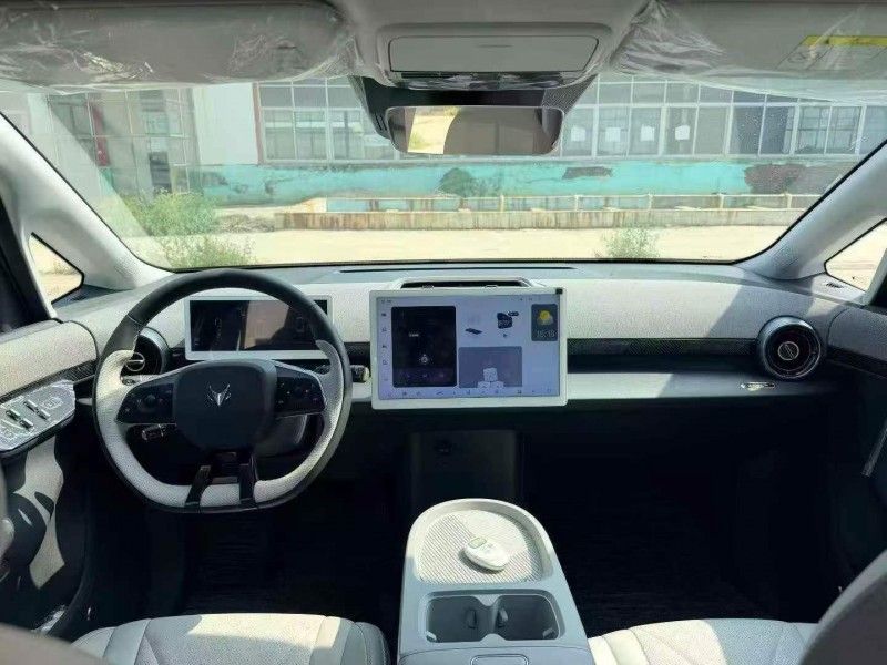 濰坊25年極狐汽車考拉4