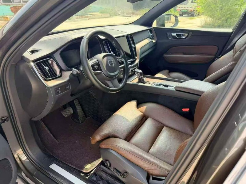 东营20年沃尔沃XC606