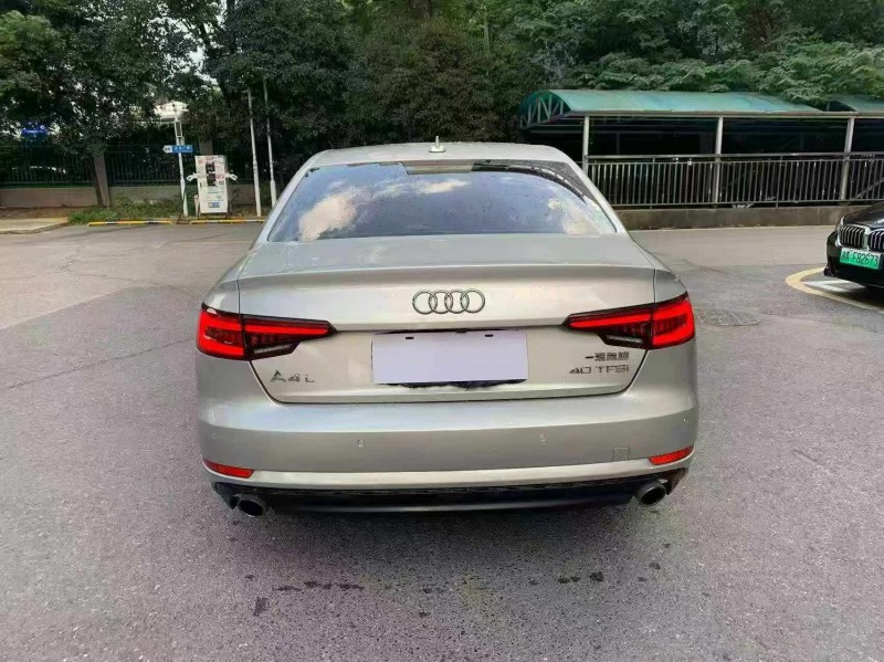 衡阳18年奥迪A4L9