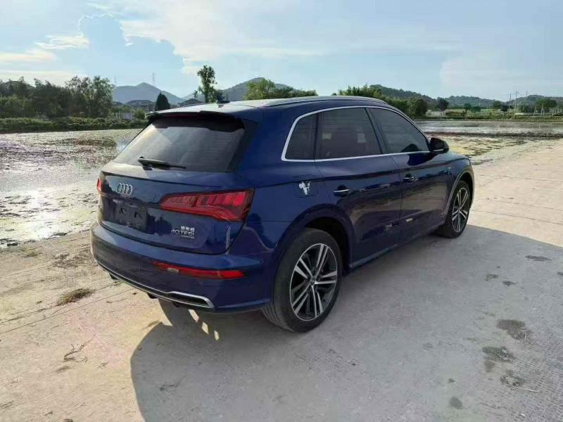 嘉兴20年奥迪Q58