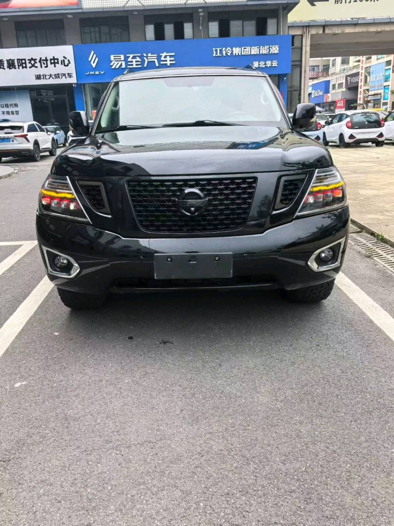 襄阳19年日产途乐1
