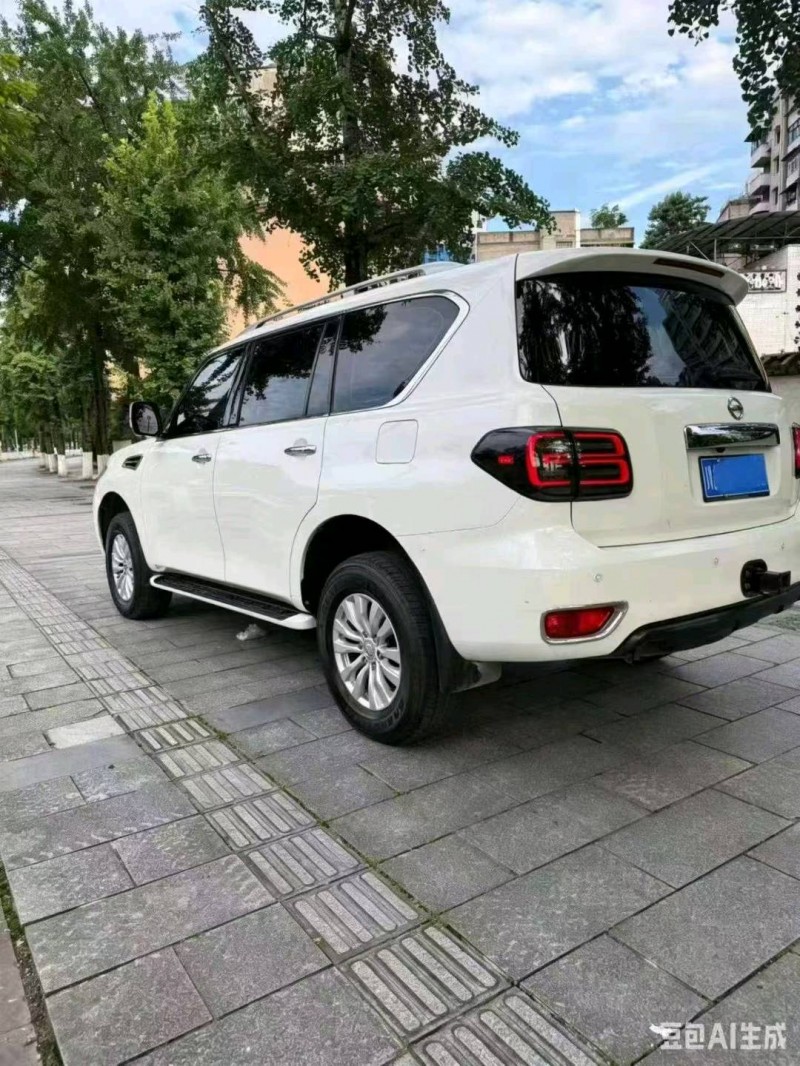 重庆18年日产途乐6