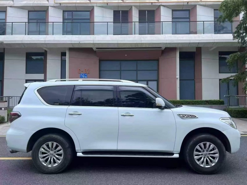 广州20年日产途乐6
