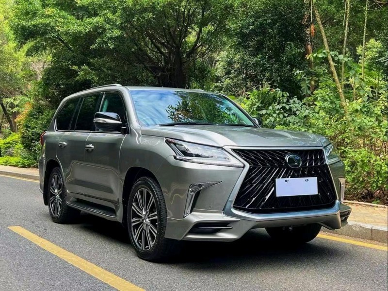 桂林20年雷克萨斯LX3