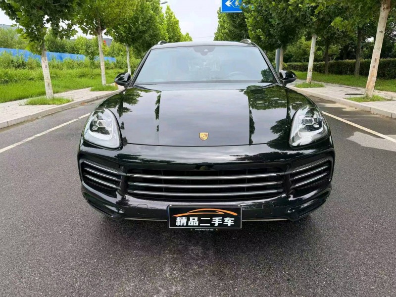 徐州19年保时捷卡宴1